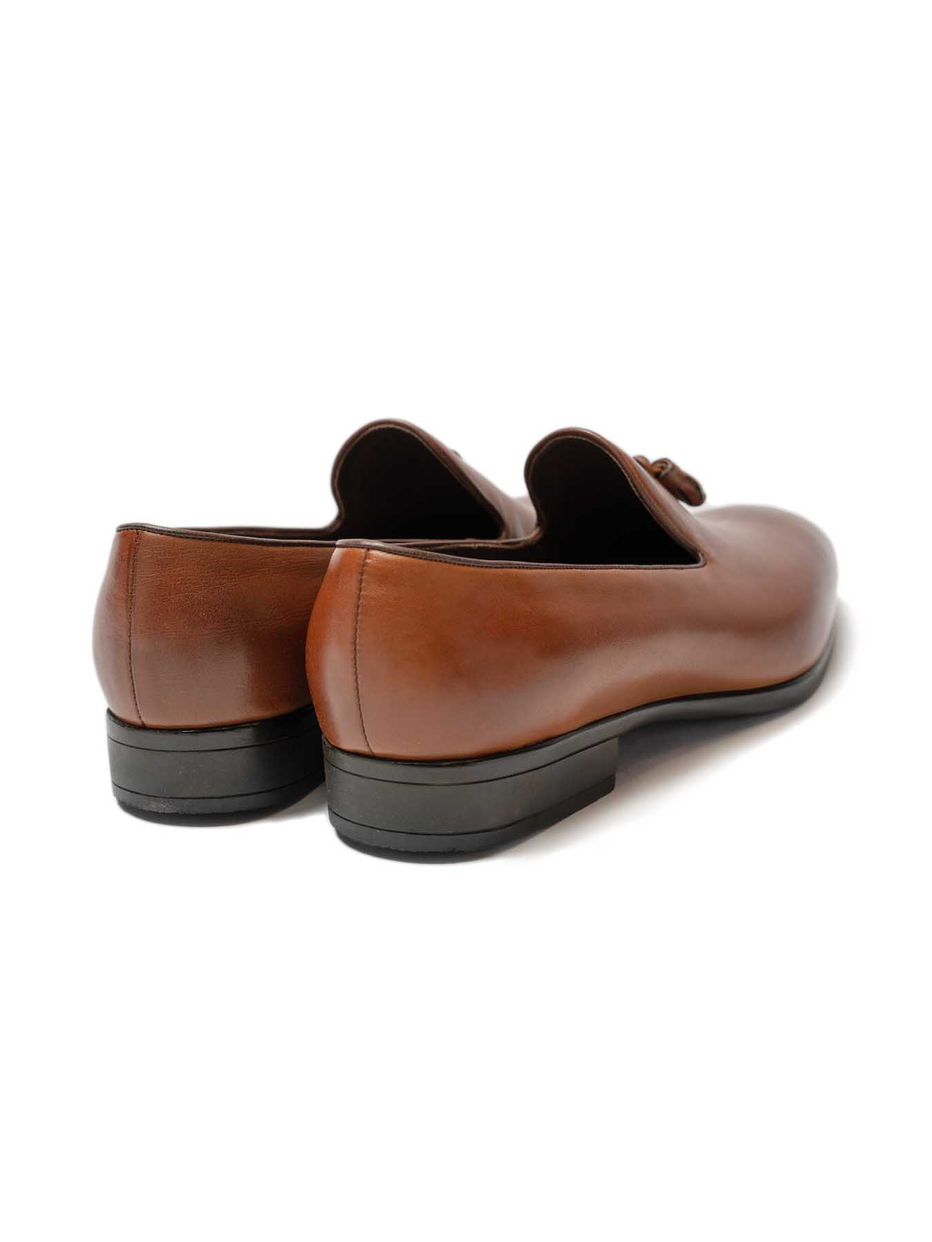 کفش چرم عسلی بدون بند منگوله دار 