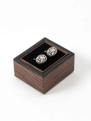 دکمه سردست نگین دار نقره ای 11