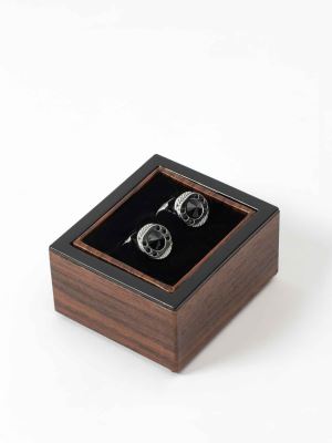 دکمه سردست نگین دار نقره ای مشکی 33