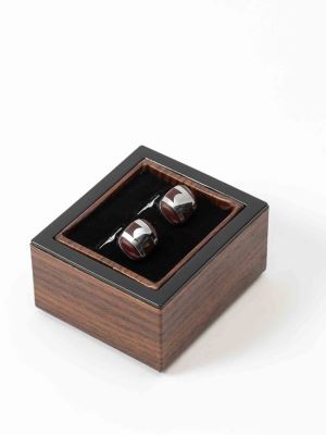 دکمه سردست مربع شکل نقره ای زرشکی 2