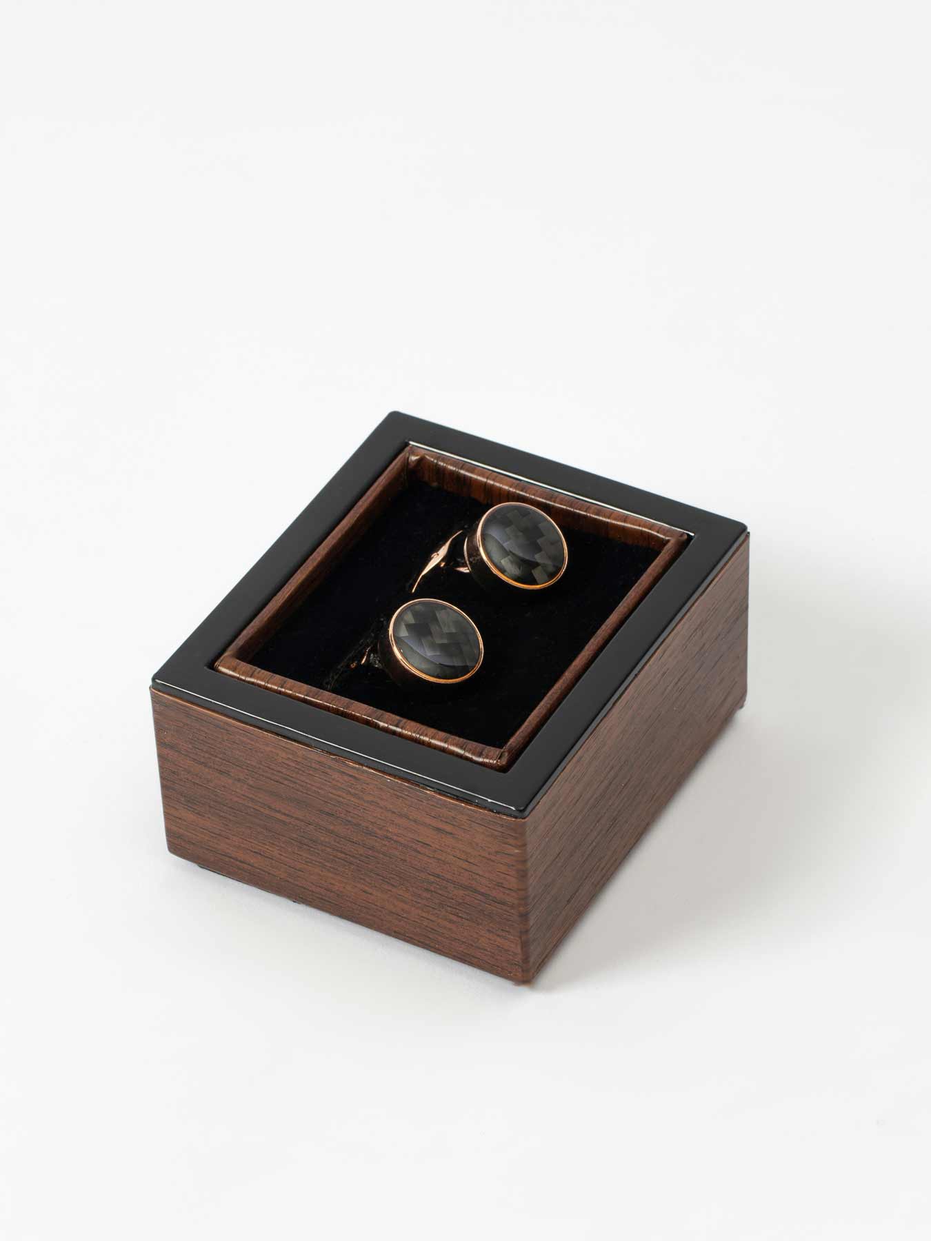 دکمه سردست دایره شکل طلایی طوسی