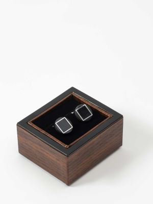 دکمه سردست دایره شکل نقره ای مشکی 9