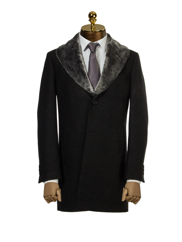 پالتو طوسی یقه خزدار ال سی من 9