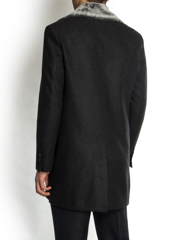 پالتو طوسی یقه خزدار ال سی من 9