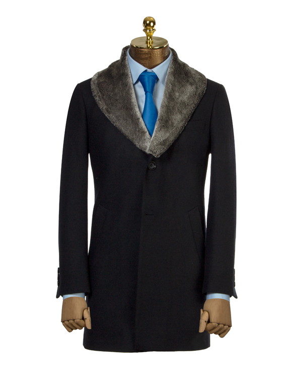 پالتو سرمه ای یقه خزدار ال سی من 9