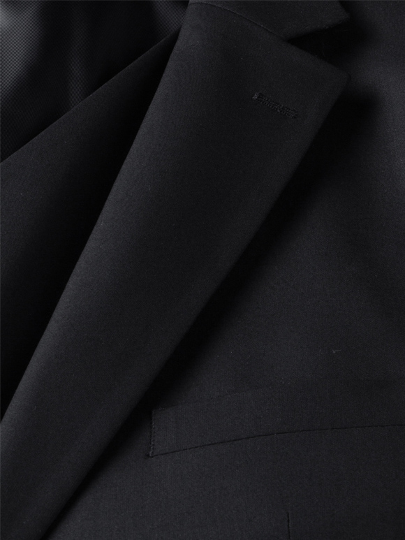 کت و شلوار و ژیله مشکی ال سی من 
