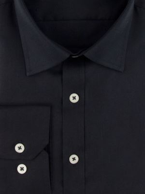 پیراهن مردانه آستین بلند ال سی من 058