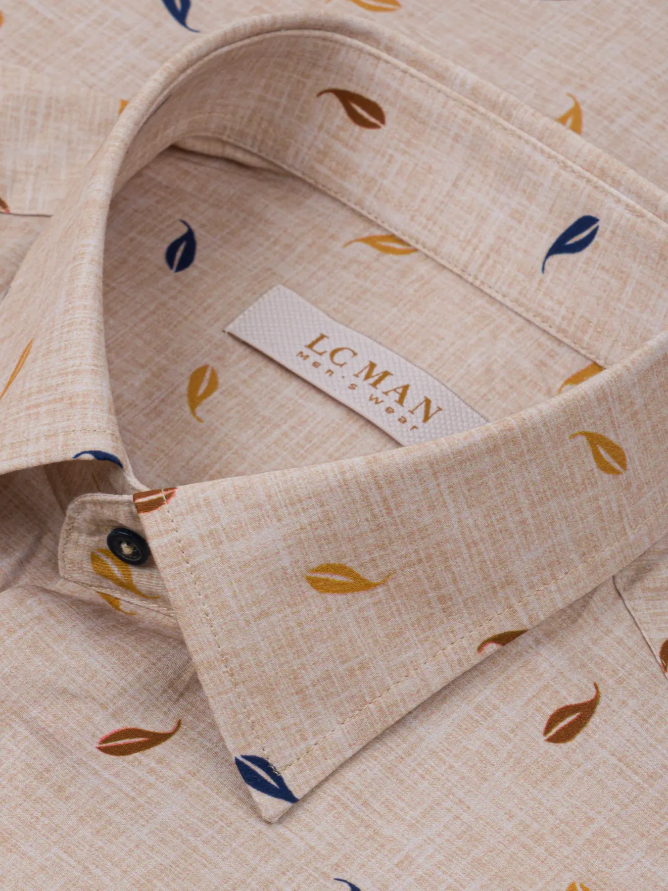 پیراهن کرم طرح دار آستین کوتاه ال سی من 