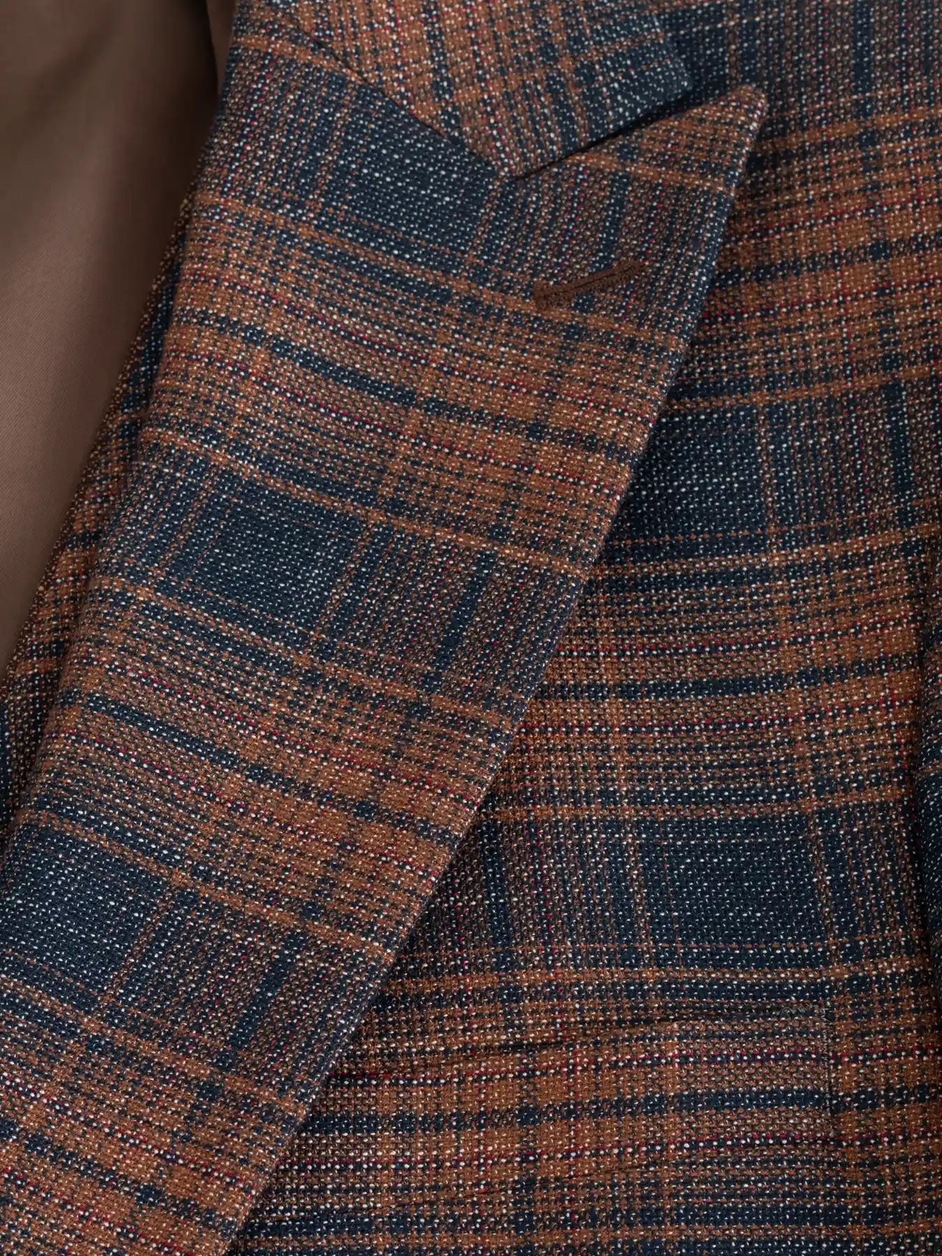 کت و شلوار و ژیله دو رو چهارخانه ال سی من 81