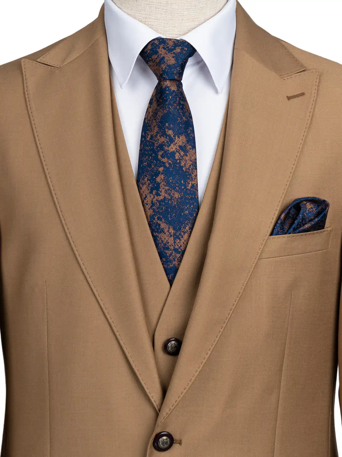 کت و شلوار و ژیله کرم ساده ال سی من 13