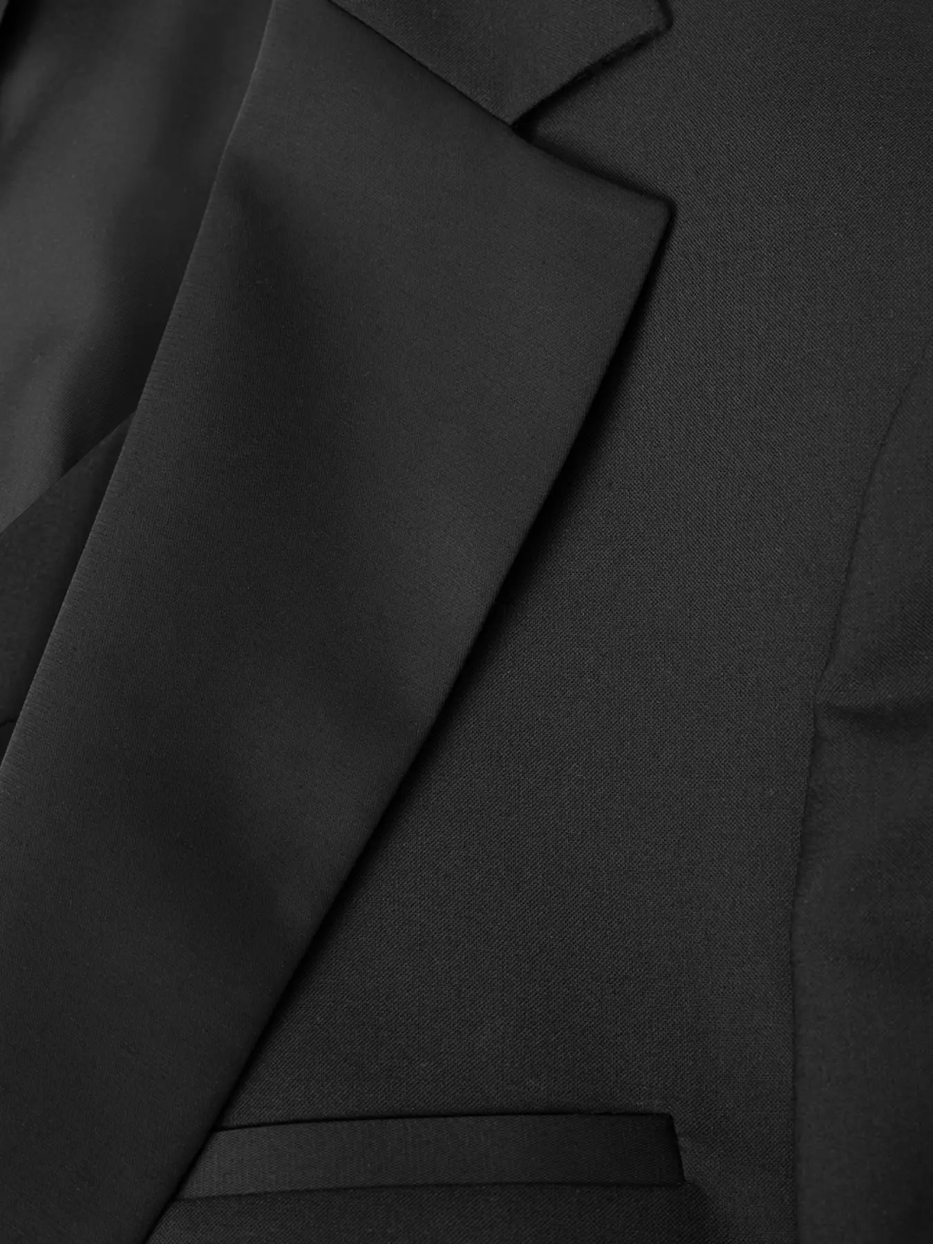 کت و شلوار و ژیله دامادی مشکی ال سی من 35