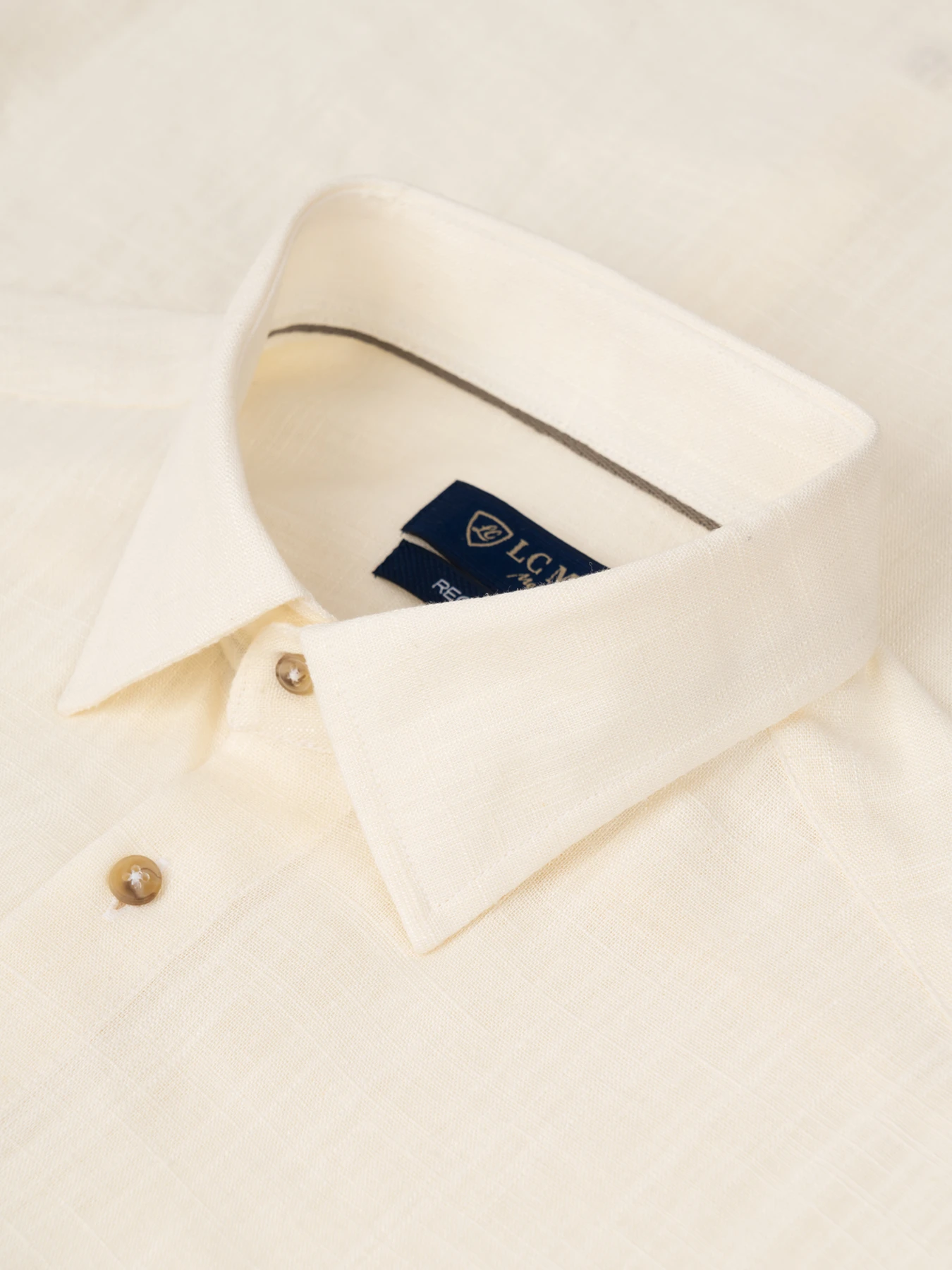 پیراهن آستین بلند شیری ال سی من 26