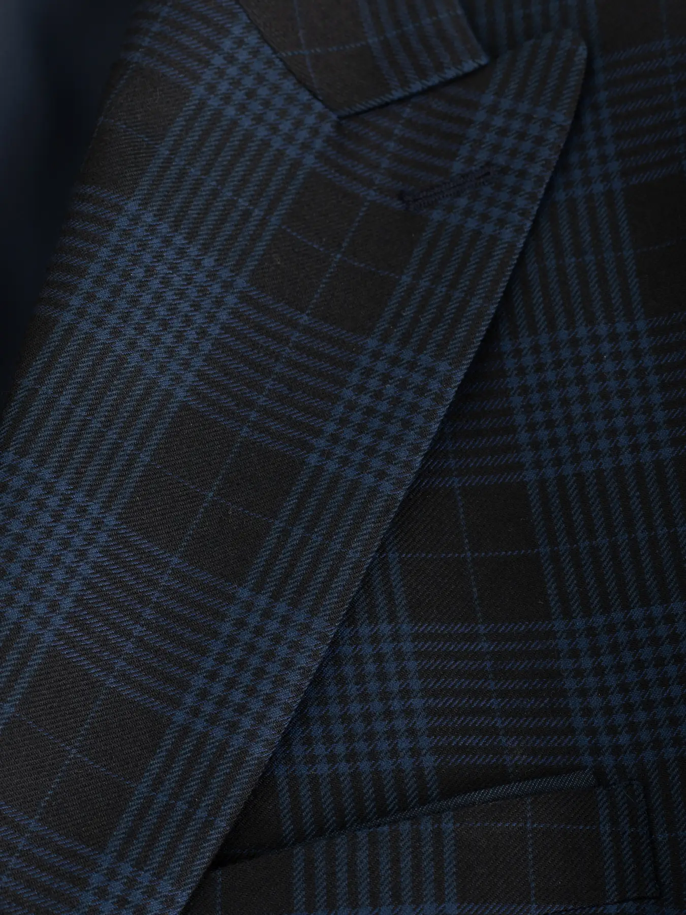 کت و شلوار سرمه ای چهارخانه ال سی من 78