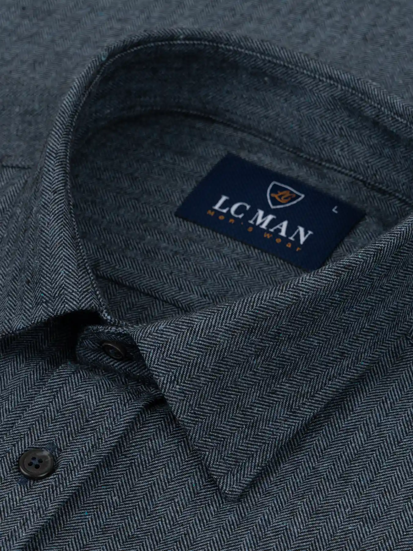 پیراهن آبی تیره آستین بلند ال سی من 17