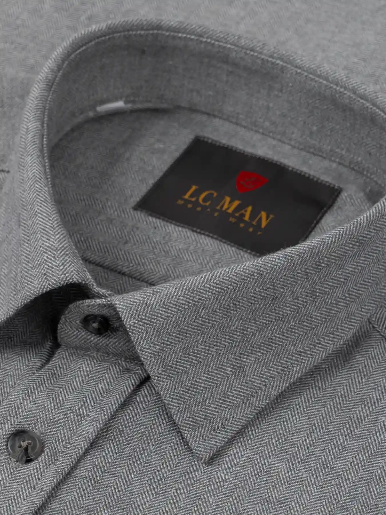 پیراهن مردانه آستین بلند ال سی من 17