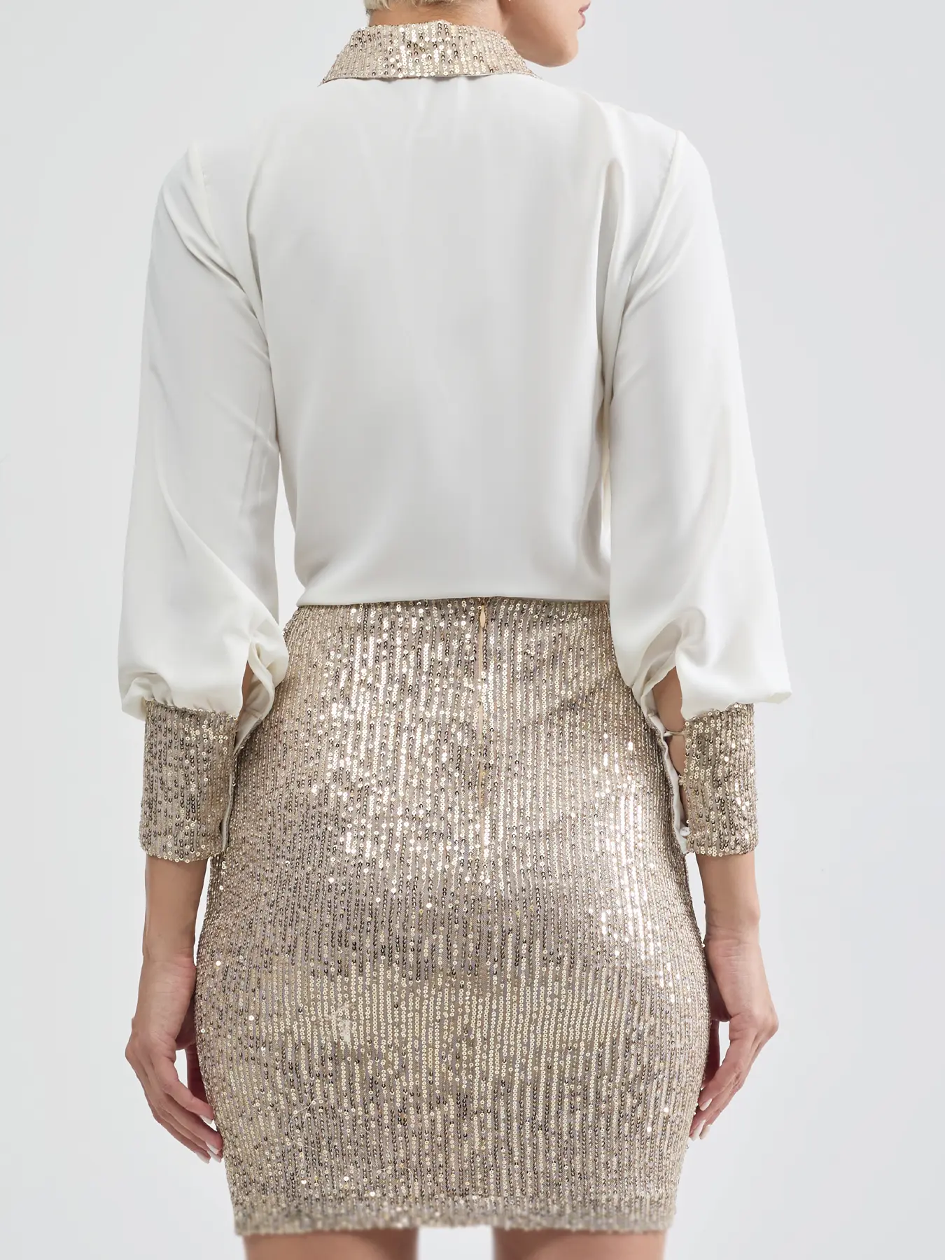 دامن کرم کوتاه آستردار پولک دوزی شده 