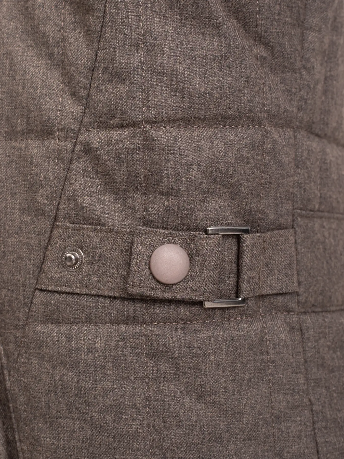 کاپشن شکلاتی ال سی من 4