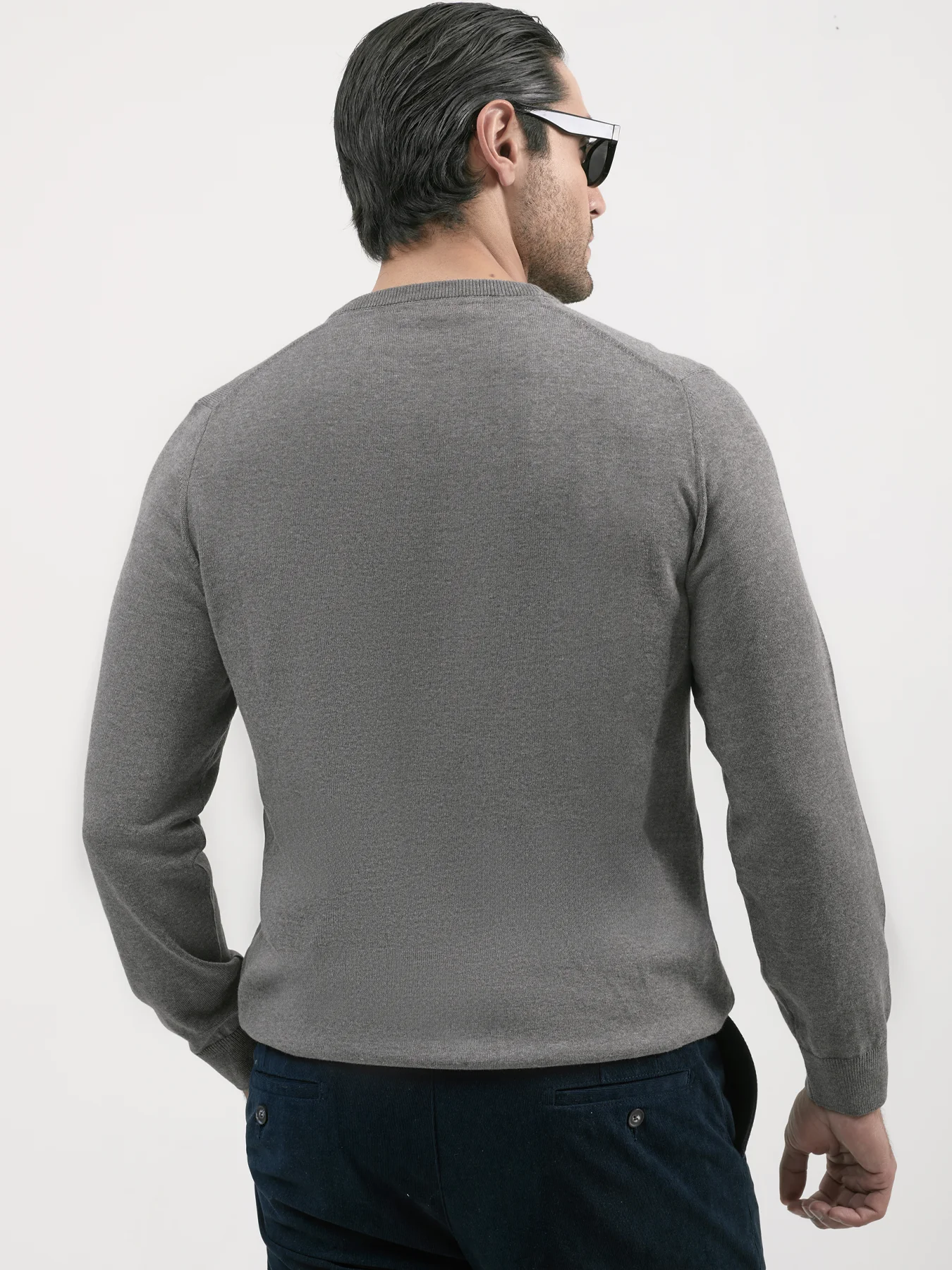 پلیور ساده یقه گرد ال سی من 59
