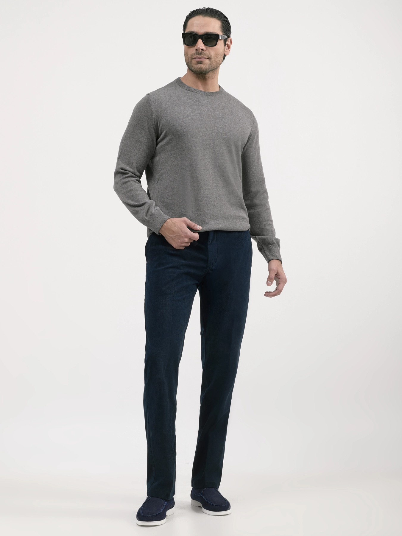 پلیور ساده یقه گرد ال سی من 59
