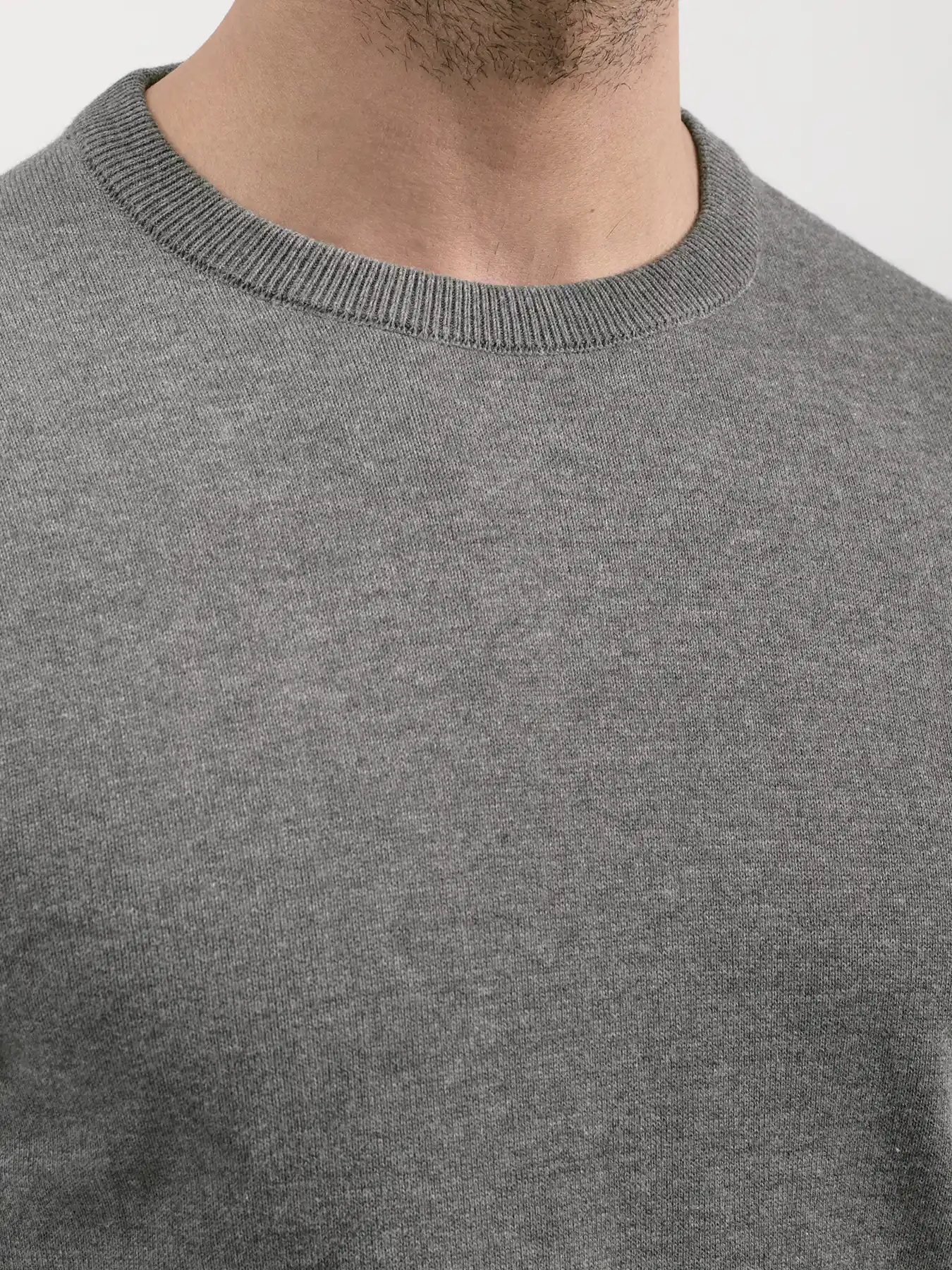 پلیور ساده یقه گرد ال سی من 59
