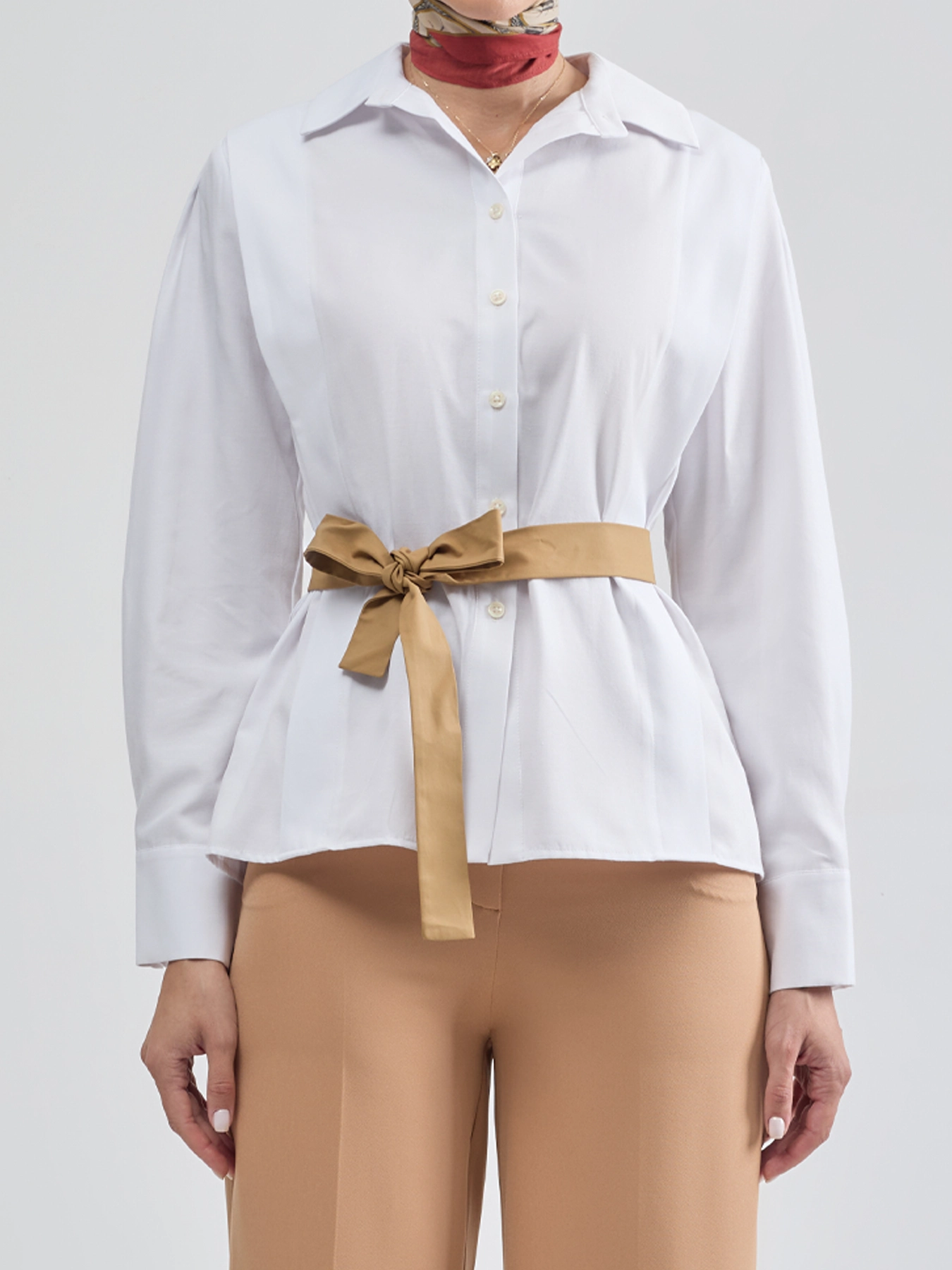 شومیز سفید آستین سه دکمه