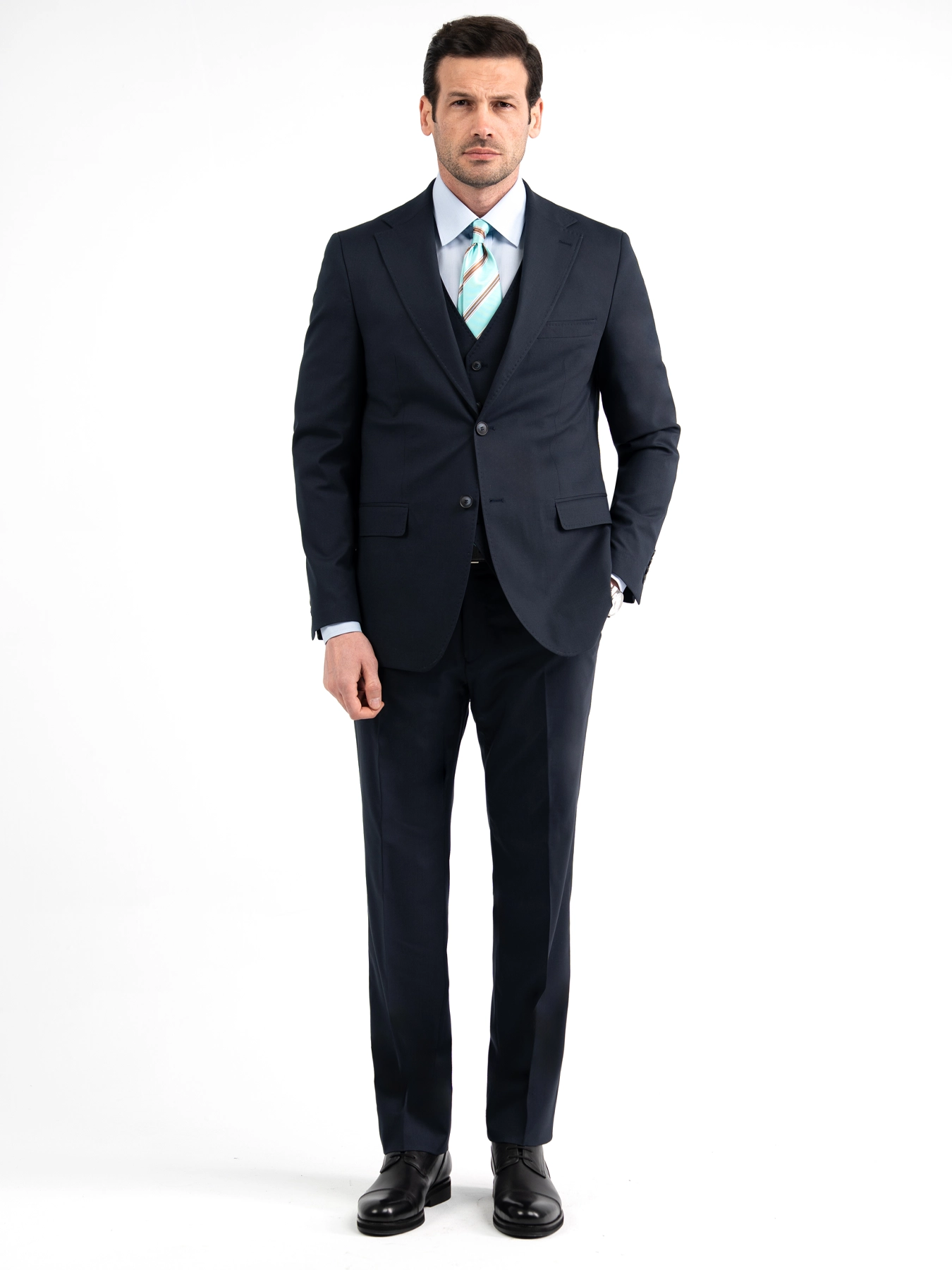 کت و شلوار و ژیله سرمه ای ال سی من 90