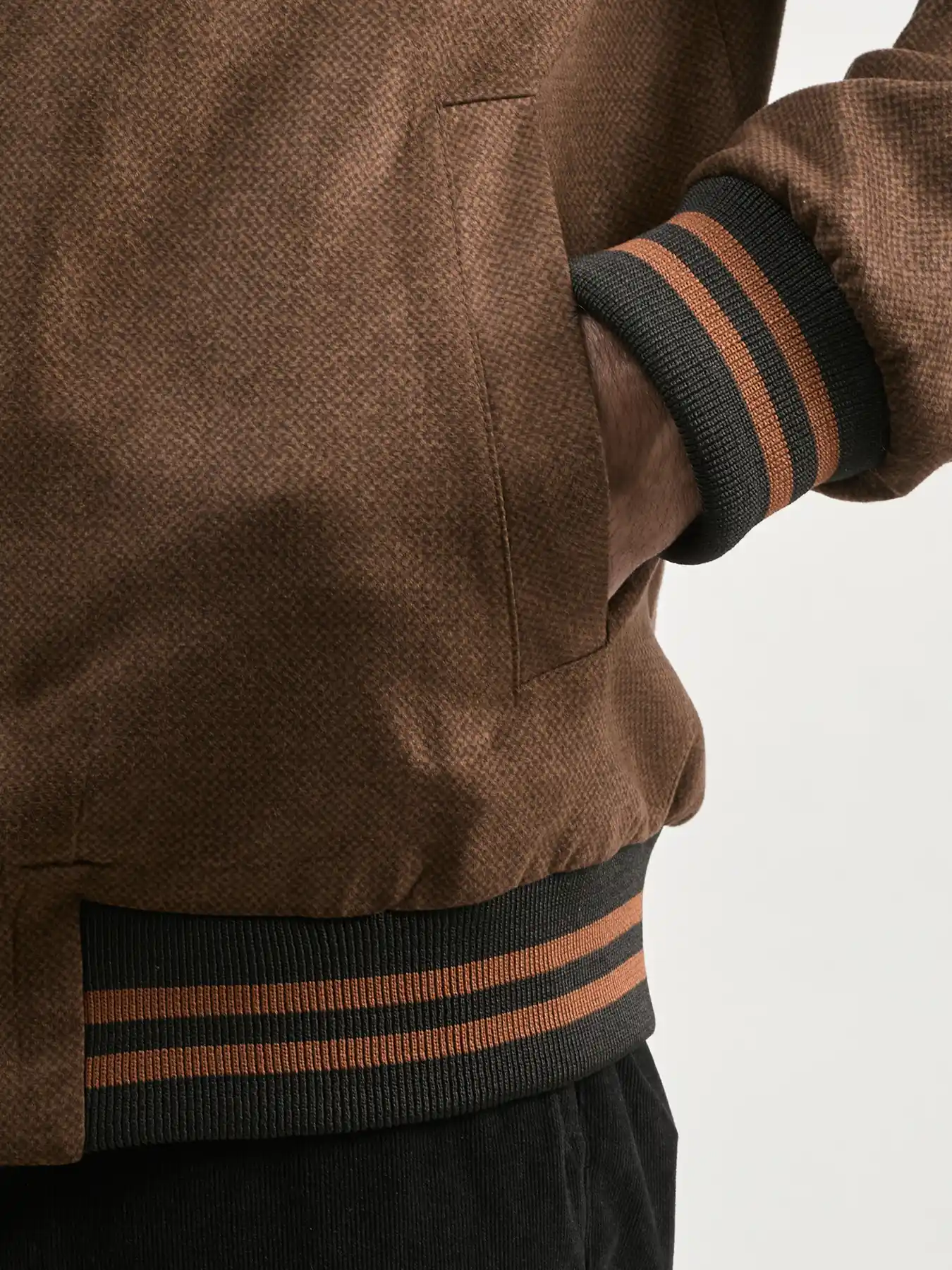 کاپشن قهوه ای ال سی من 11