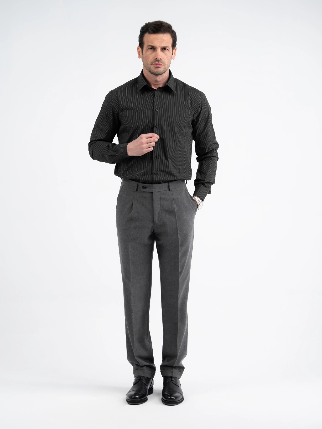 پیراهن آستین بلند مشکی راه راه 50