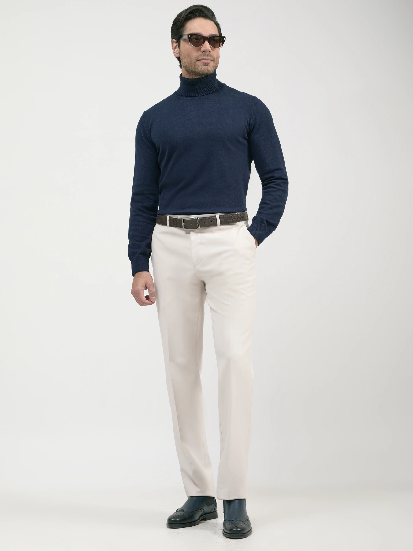 پلیور سرمه ای یقه اسکی 86