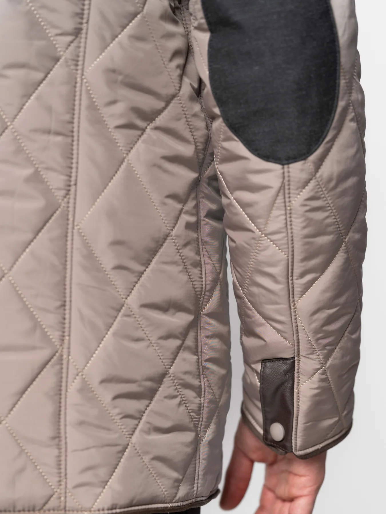 کاپشن طرح لوزی کرم 80