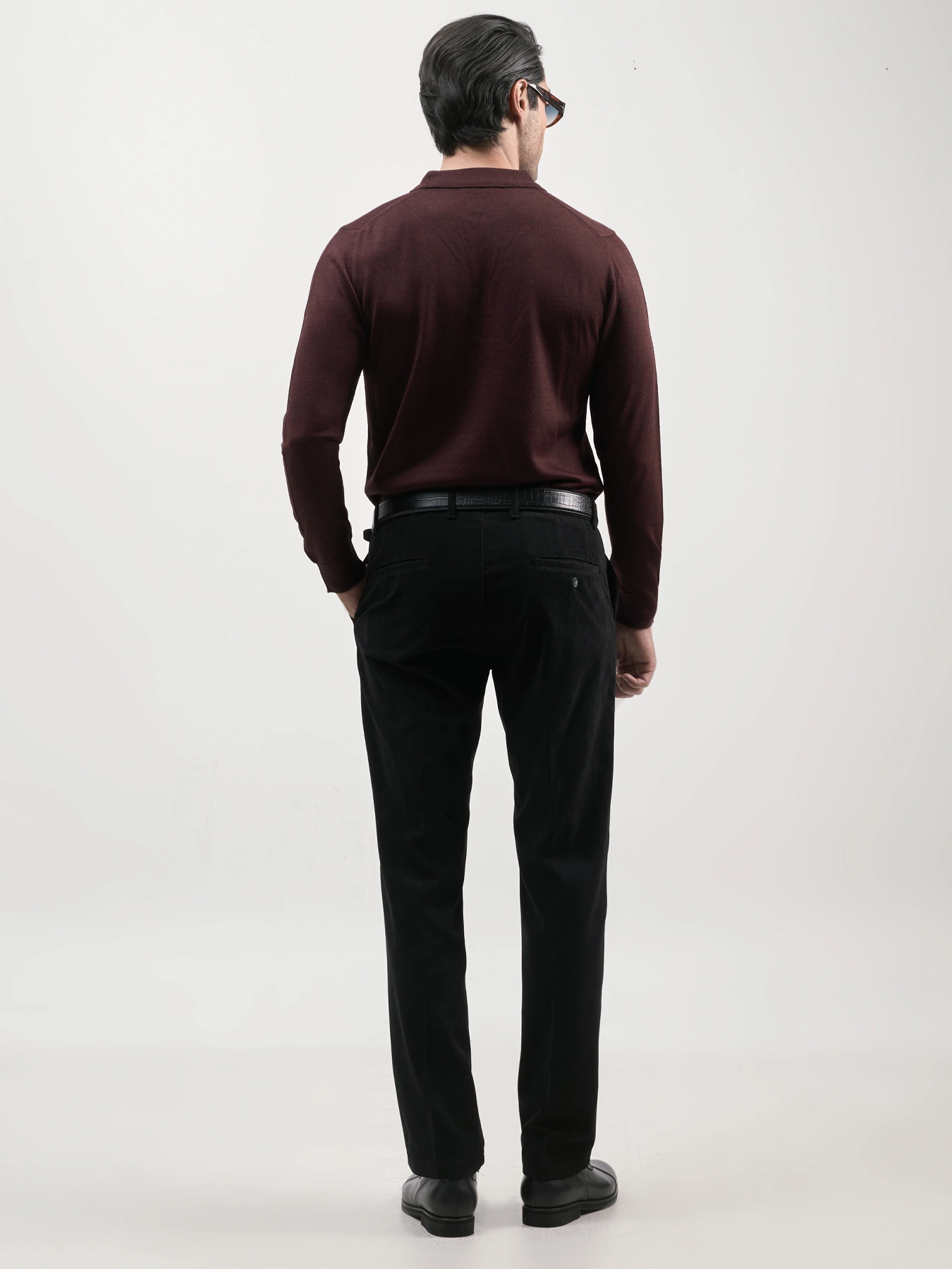 پلیور یقه شکاری سه دکمه زرشکی 66