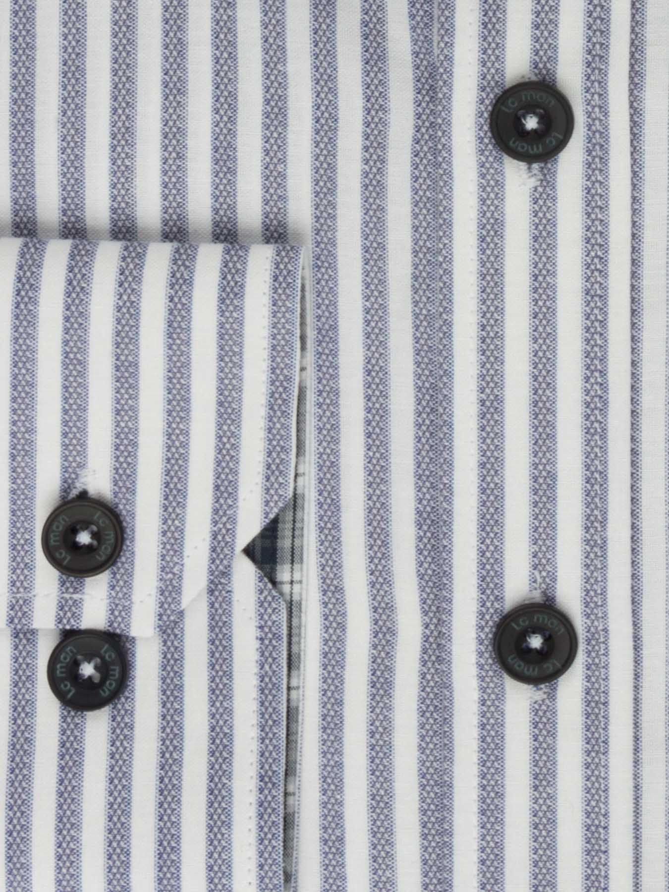 پیراهن آستین بلند آبی تیره راه راه ال سی من 68