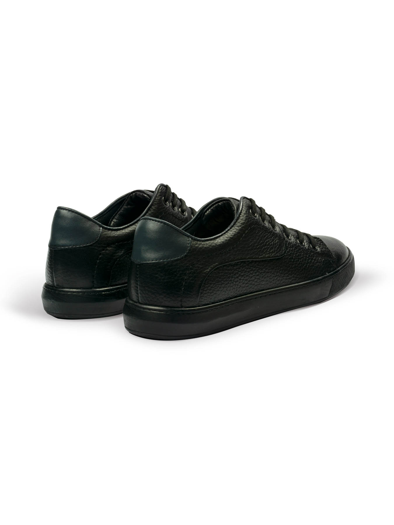 کفش چرم  بنددار مشکی ال سی من